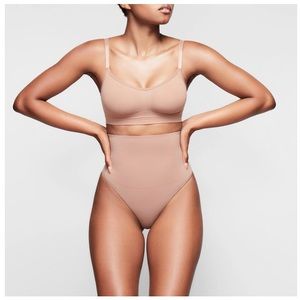 SKIMS Core Control Thong (SIENNA)
